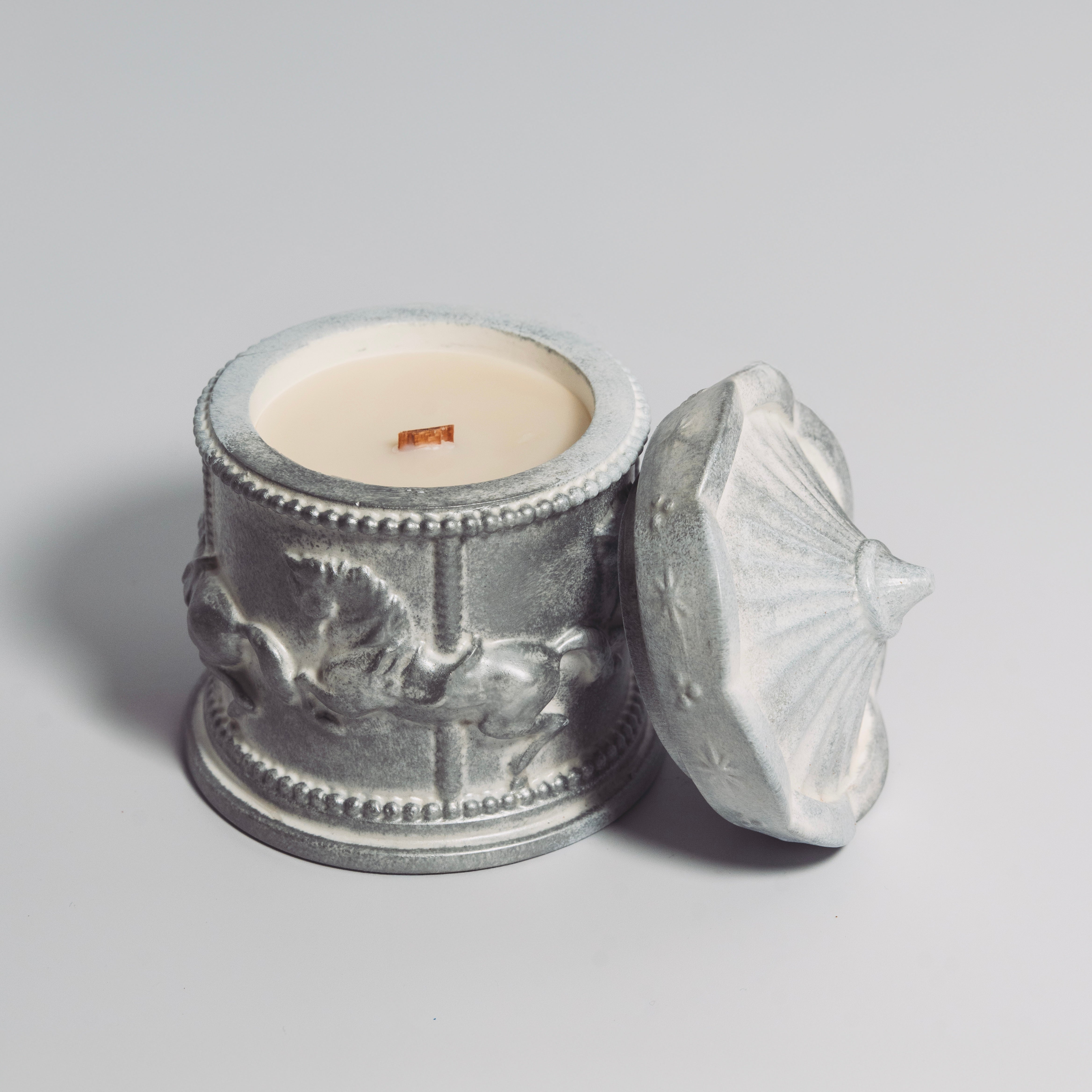 Holiday Frosted Silver Carousel Candle – Vintage Edition