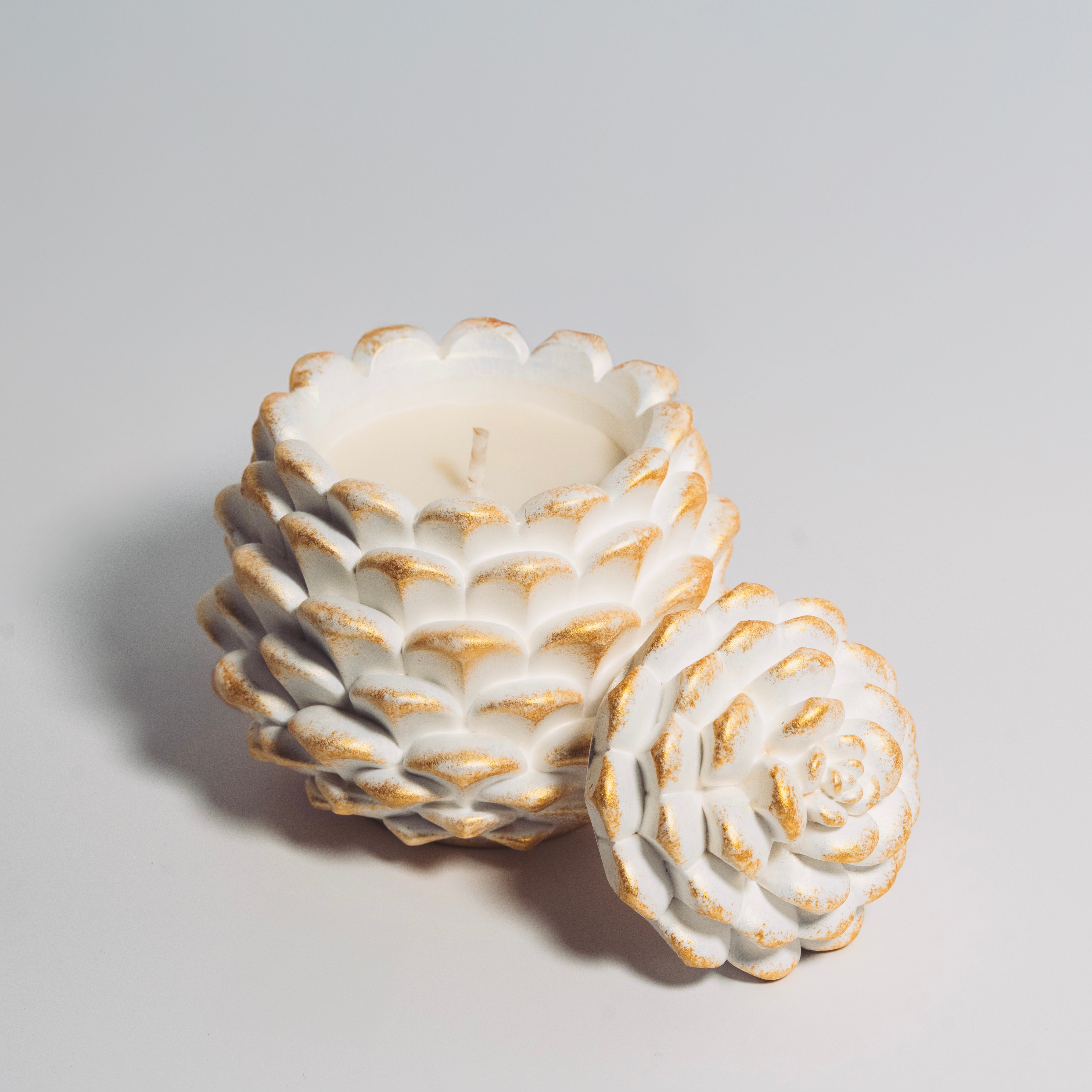 Golden Fir Pinecone Soy Candle