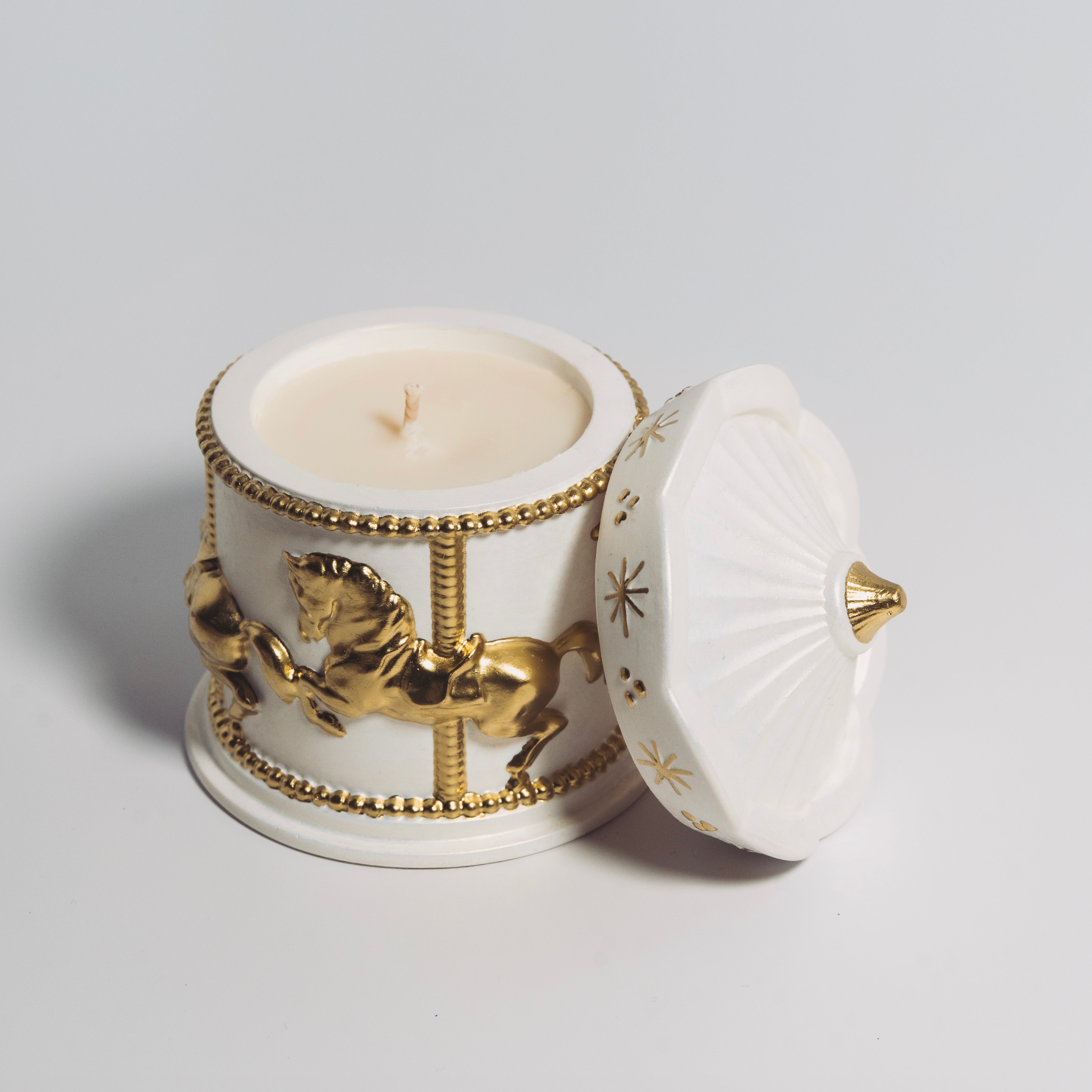 Holiday Gold Carousel Candle – White Pearl Edition