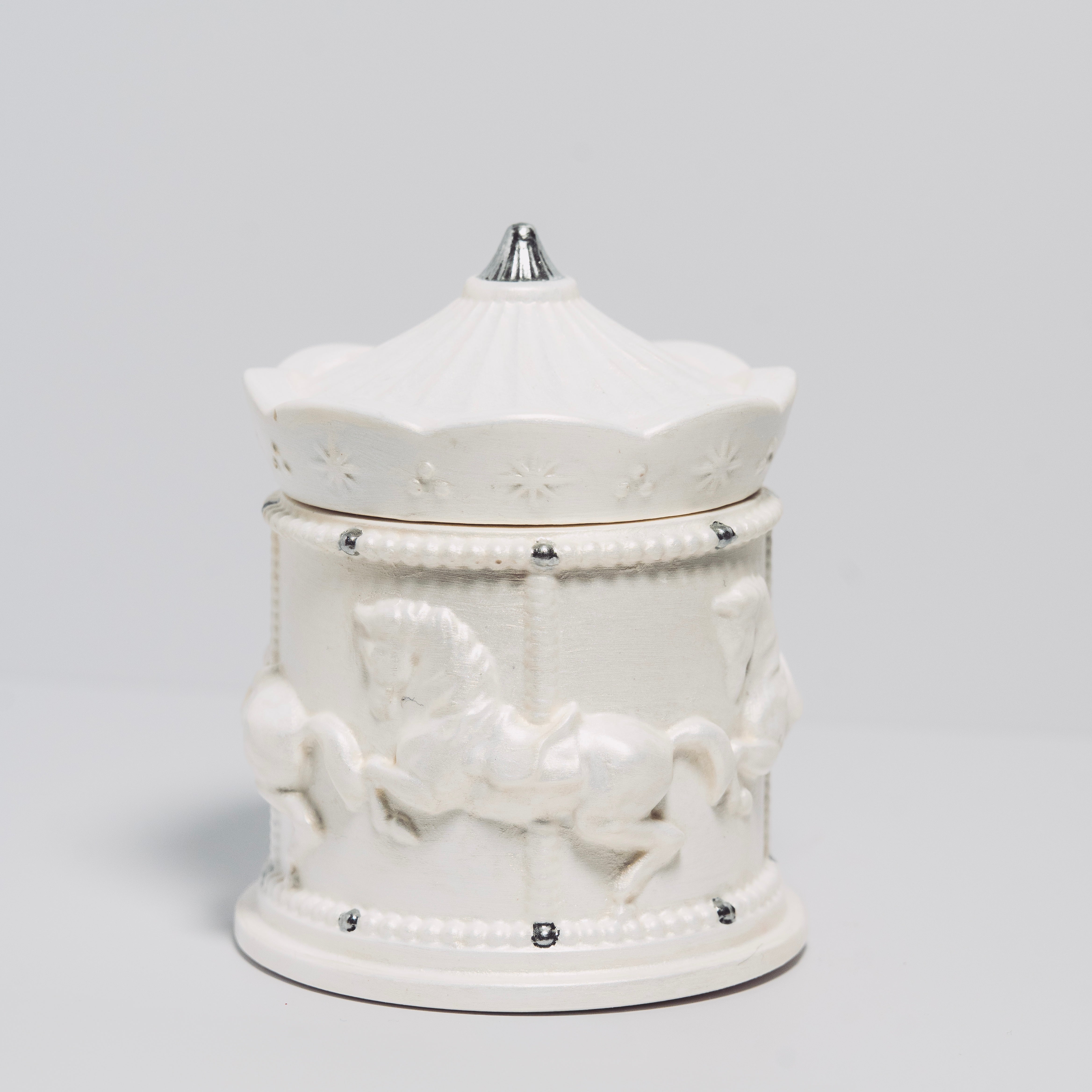 Holiday Carousel Candle – Minimalist Edition